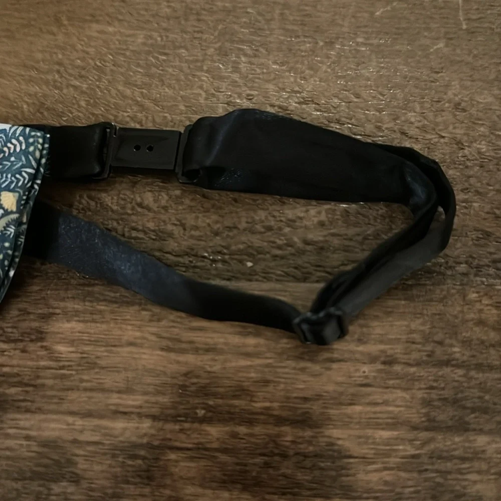 Kids dinosaur bow tie. Adjustable